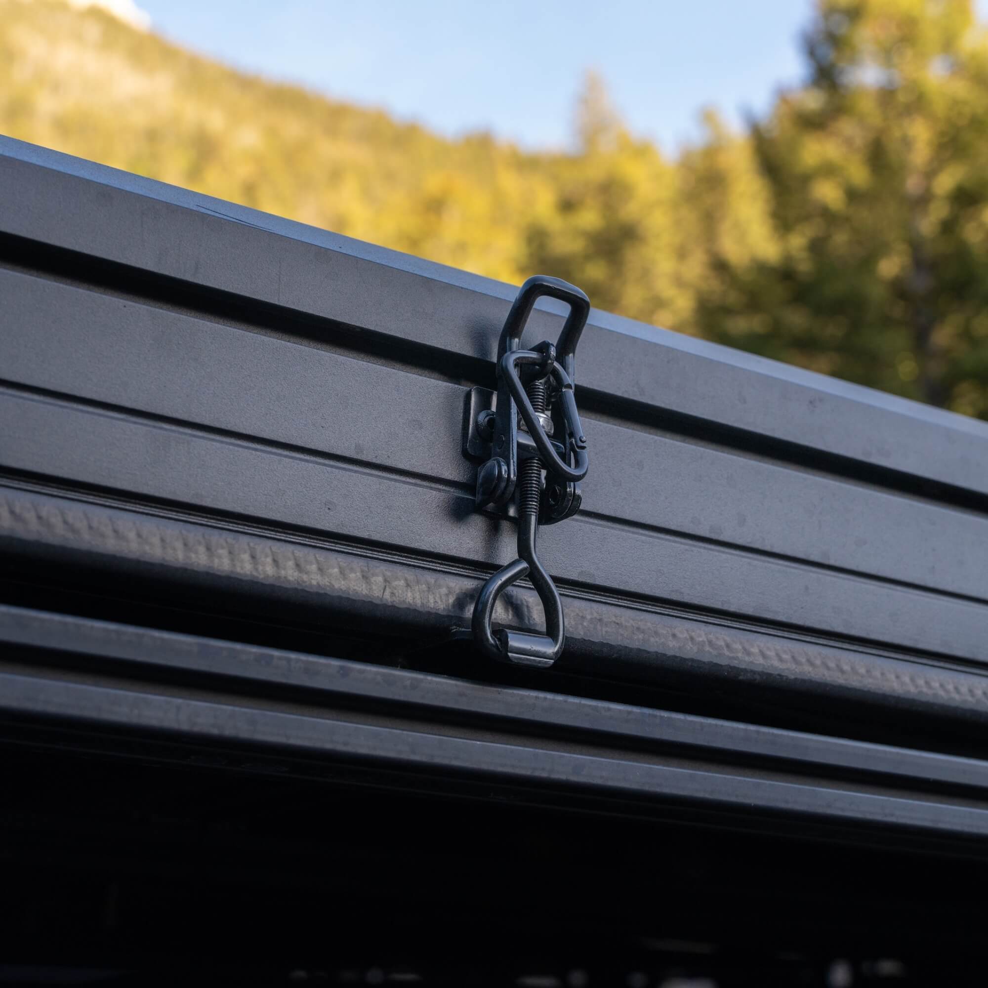 Wasatch Lite V2 Aluminum Hardshell Rooftop Tent